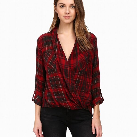 6 for $20 Lauren Ralph Lauren Women's Red Plaid Long Sleeve Twist Top Size M - Picture 1 of 5